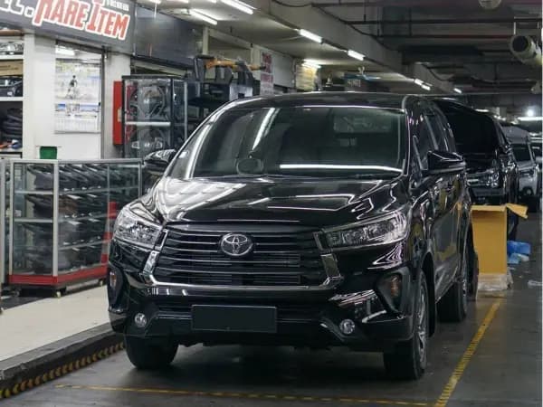 Toyota Innova Tipe G: Review Lengkap, Fitur, dan Harga Terbarunya