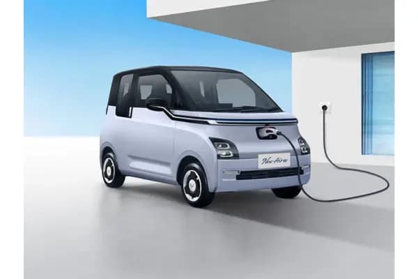 Harga Mobil Listrik Wuling 2025: Spesifikasi & Keunggulan