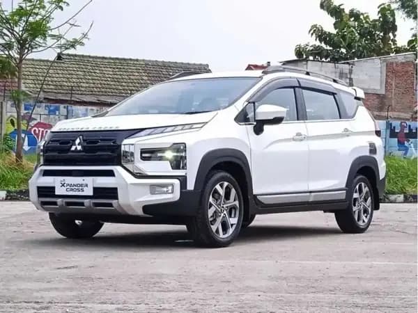 11 Daftar Cicilan Mobil 4 Jutaan per Bulan, dari City Car hingga SUV!