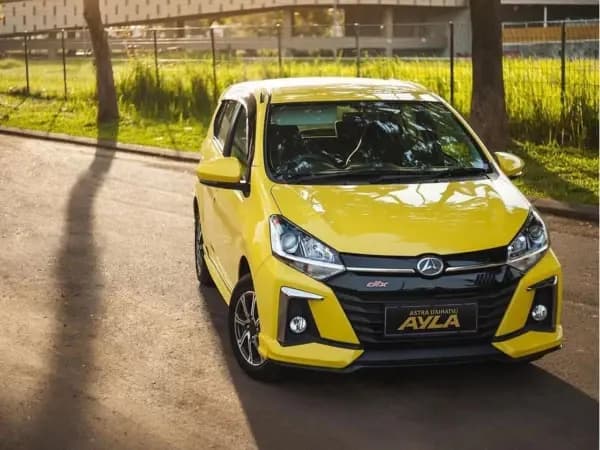 Konsumsi BBM Ayla: 1.0 L vs 1.2 L, Mana yang Lebih Irit?