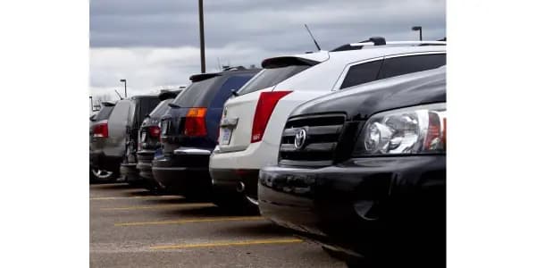 5 Tanda Umum Mobil Butuh Service Segera & Bengkel Alternatifnya!