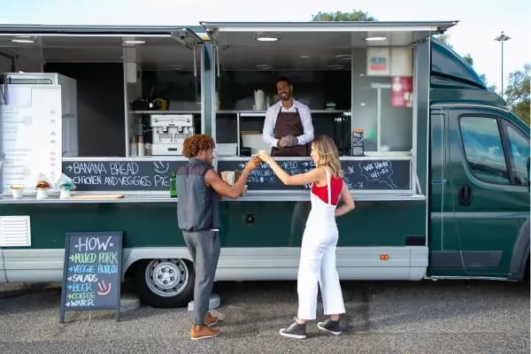 Food Truck Pakai Mobil Apa? Ini 10 Pilihan Terbaik untuk Usaha!