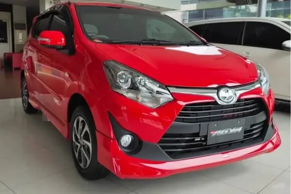 Gaji 7 Juta Beli Mobil Apa? Ini Tipsnya & Rekomendasi di Setir Kanan!