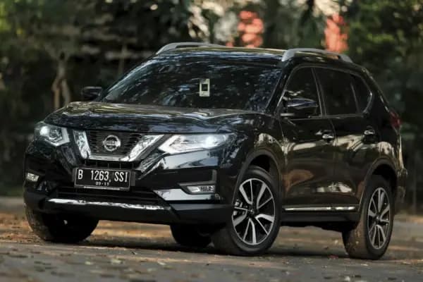 Harga Nissan X-Trail Bekas Terbaru & Pilih Unitnya di Setir Kanan!