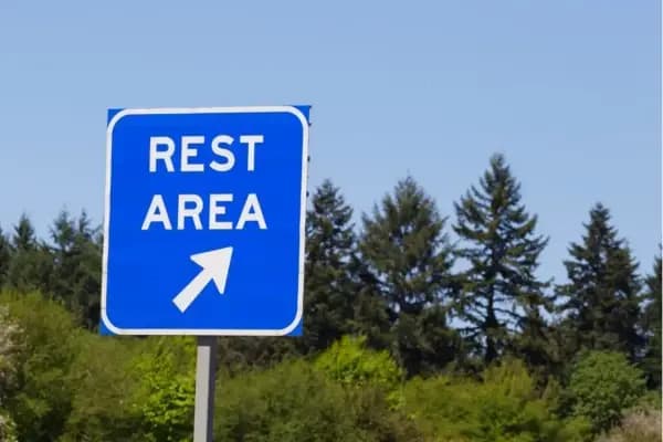 Terlengkap 2026, Ini Daftar Rest Area Terdekat Tol Trans-Jawa!