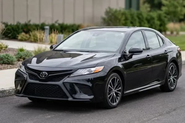 Harga Camry Bekas Dibawah 100 Juta, Cek Unit & Kreditnya!