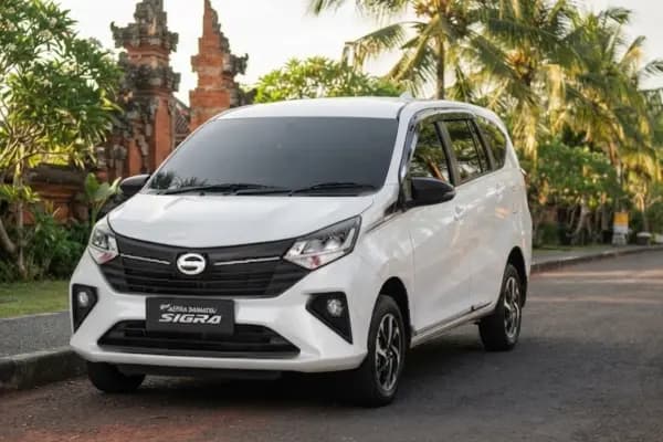 Harga Mobil Sigra Bekas Bali, Bawa Pulang dengan DP 0% di Setir Kanan!