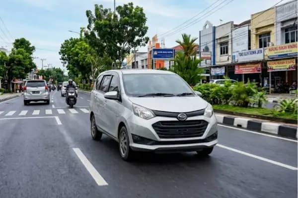 Bawa Pulang Sigra Bekas Pekanbaru, DP 0% dan Cicilan 3 Juta Aja!