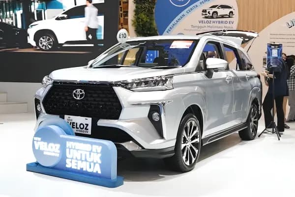Intip 3 Mobil Favorite Keluarga di GIIAS 2026: Irit, Lega, & Bertenaga!