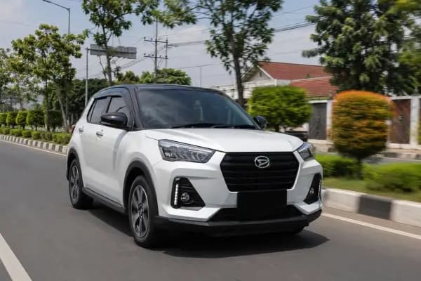 Harga Mobil Bekas Daihatsu Rocky Matic: Cicilan Mulai 4 Jutaan