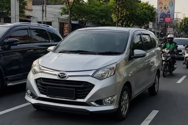 Mobil LCGC Bekas Dibawah 100 Juta Lengkap dengan Simulasi Kredit